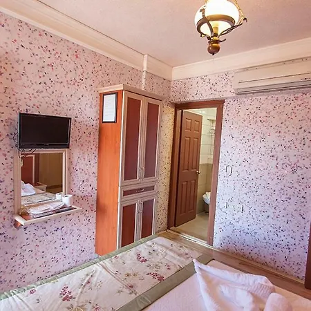 Mevsim Hotel